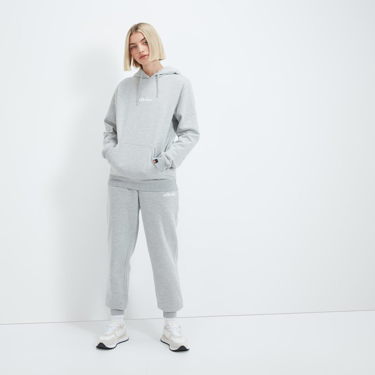 Ellesse Jazana OH Sudadera con capucha Mujeres - gris claro,