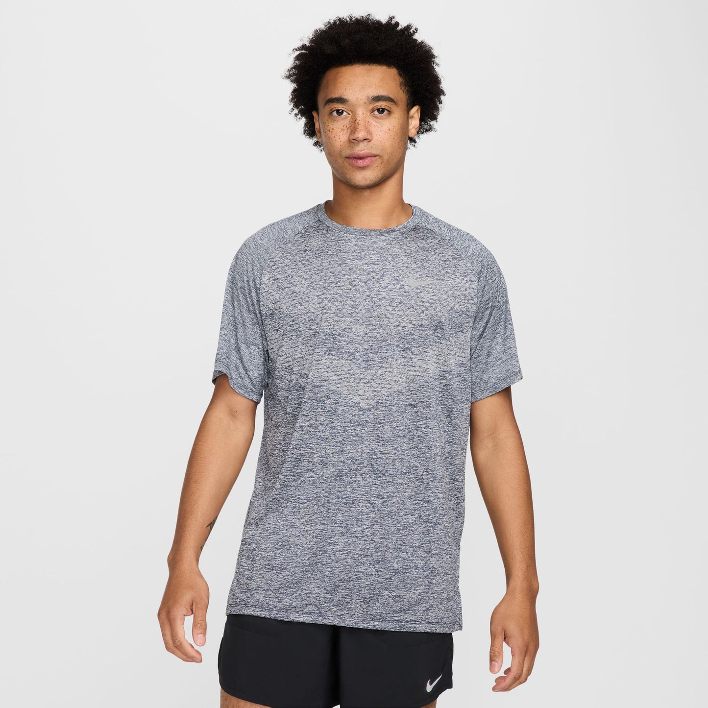 Nike Stride Camiseta de running Hombres - azul-gris