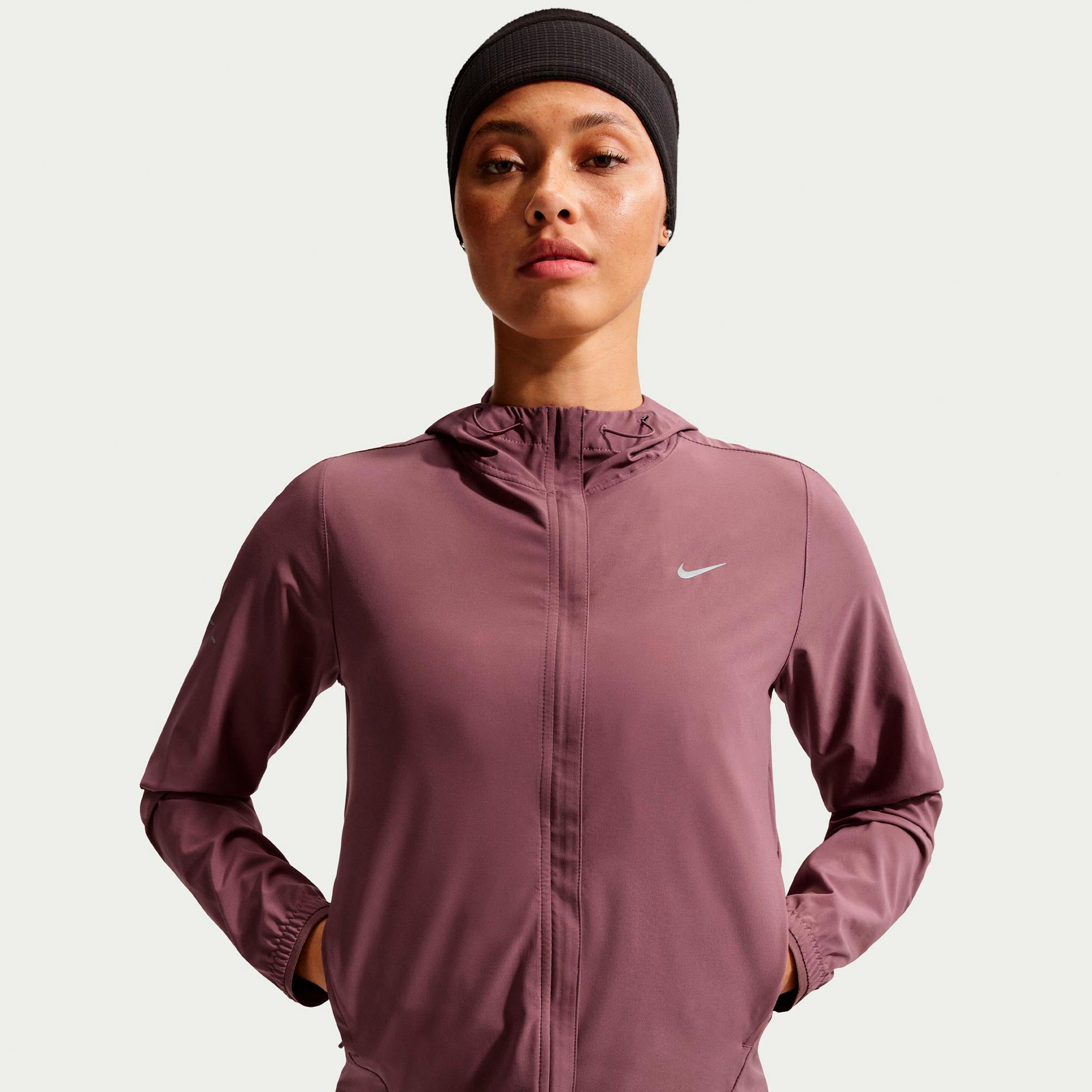 Nike Swift Chaqueta para correr Mujeres - marrón, plateado