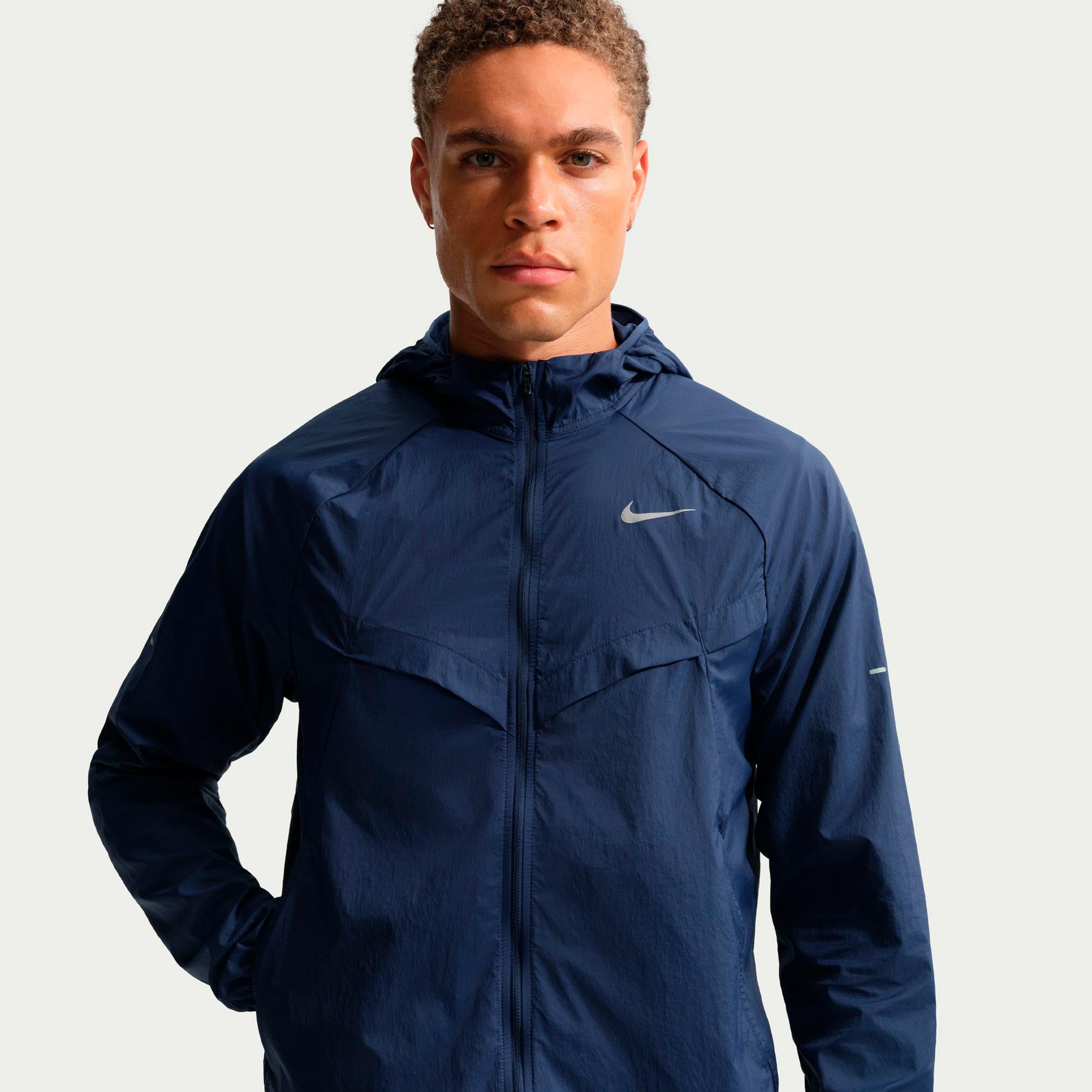 Nike Stride Chaqueta para correr Hombres - azul oscuro, plateado