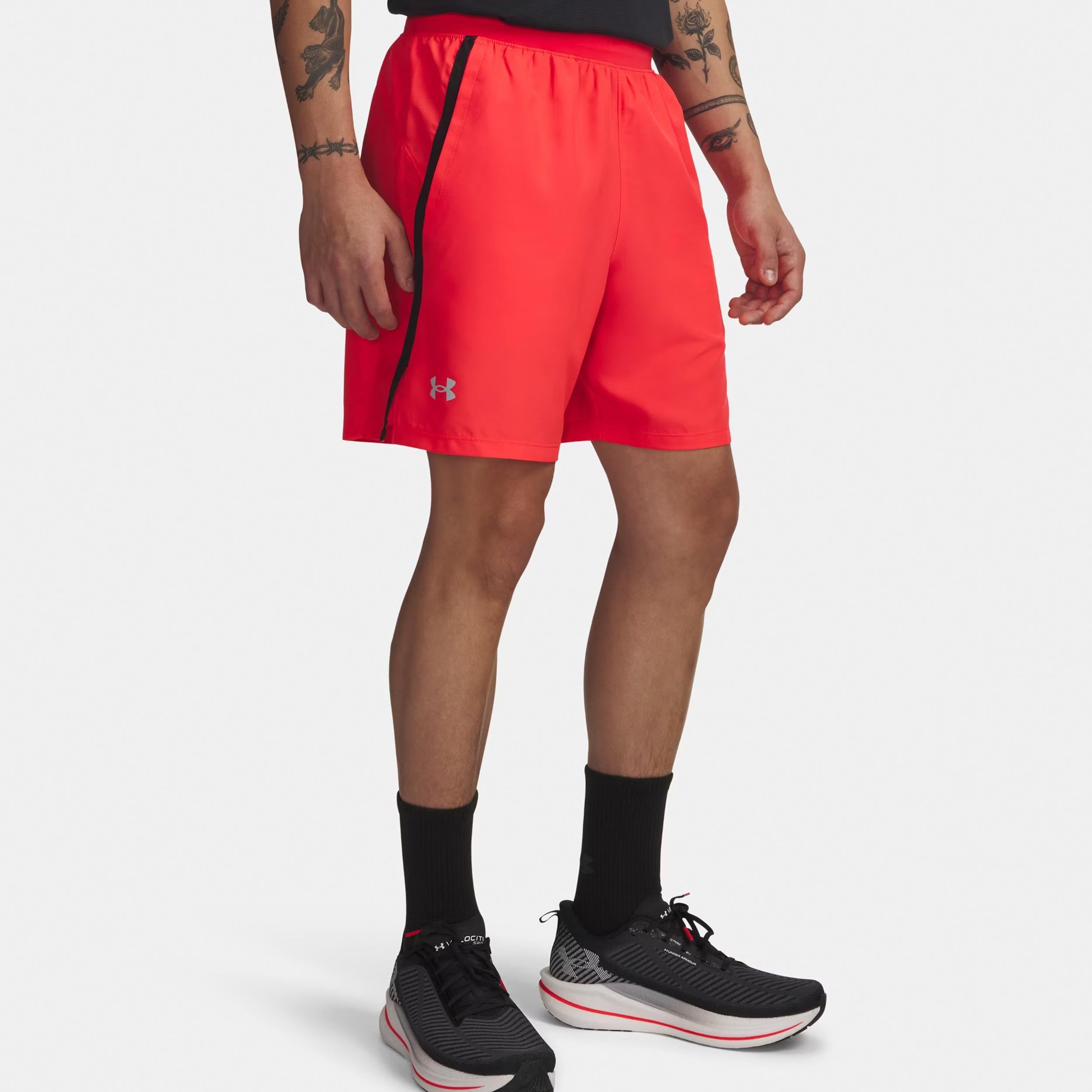 Under Armour Launch 7in  Pantalones cortos Hombres - rojo, negro