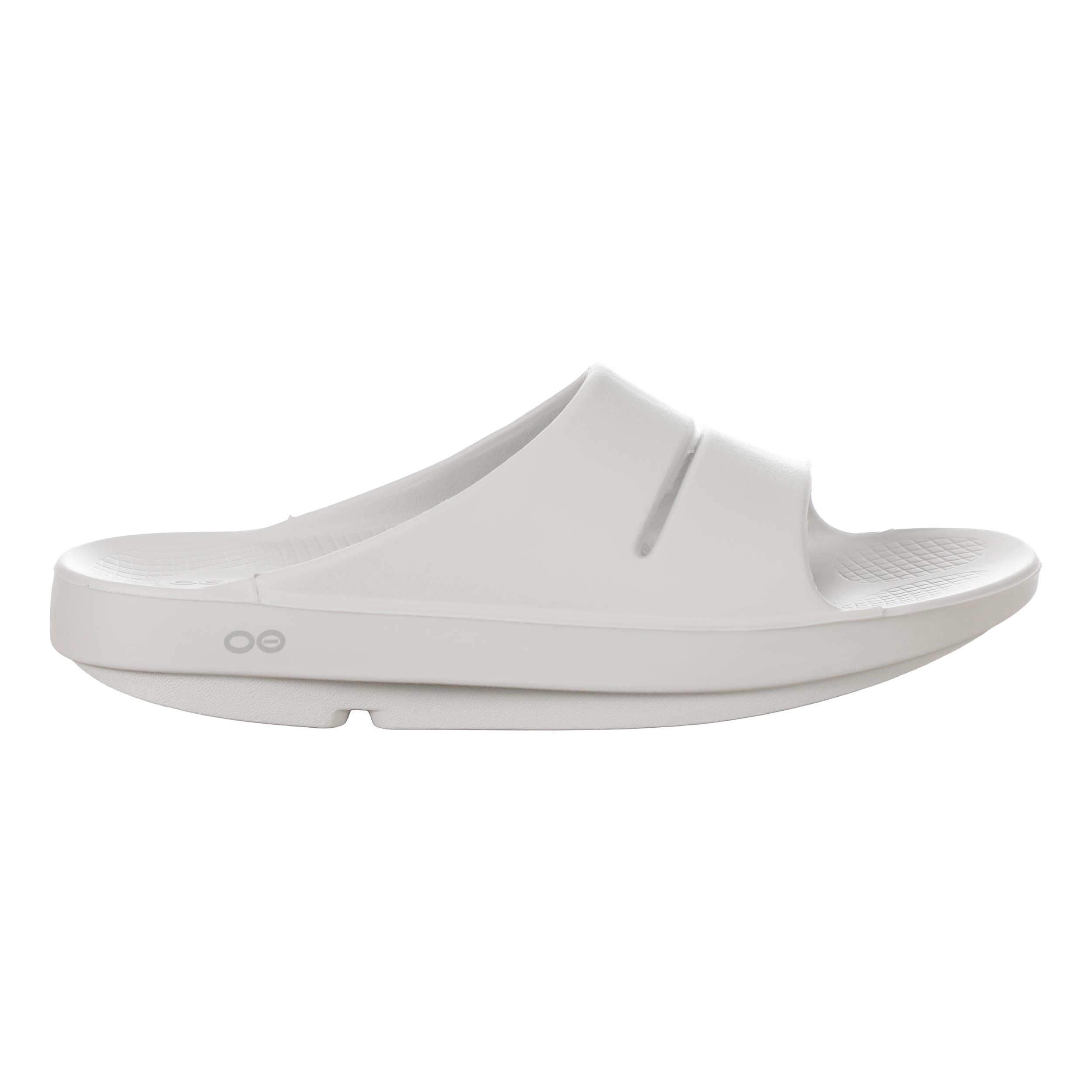 OOFOS OOahh Zapato de recuperación Unisex - crema