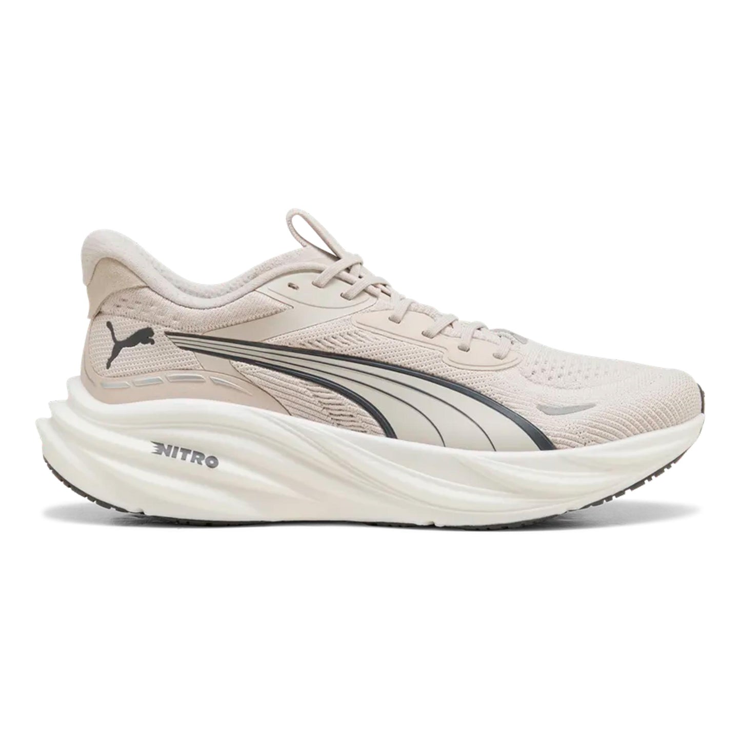 Puma Magnify Nitro 3 Zapatilla neutral Hombres - beige, negro