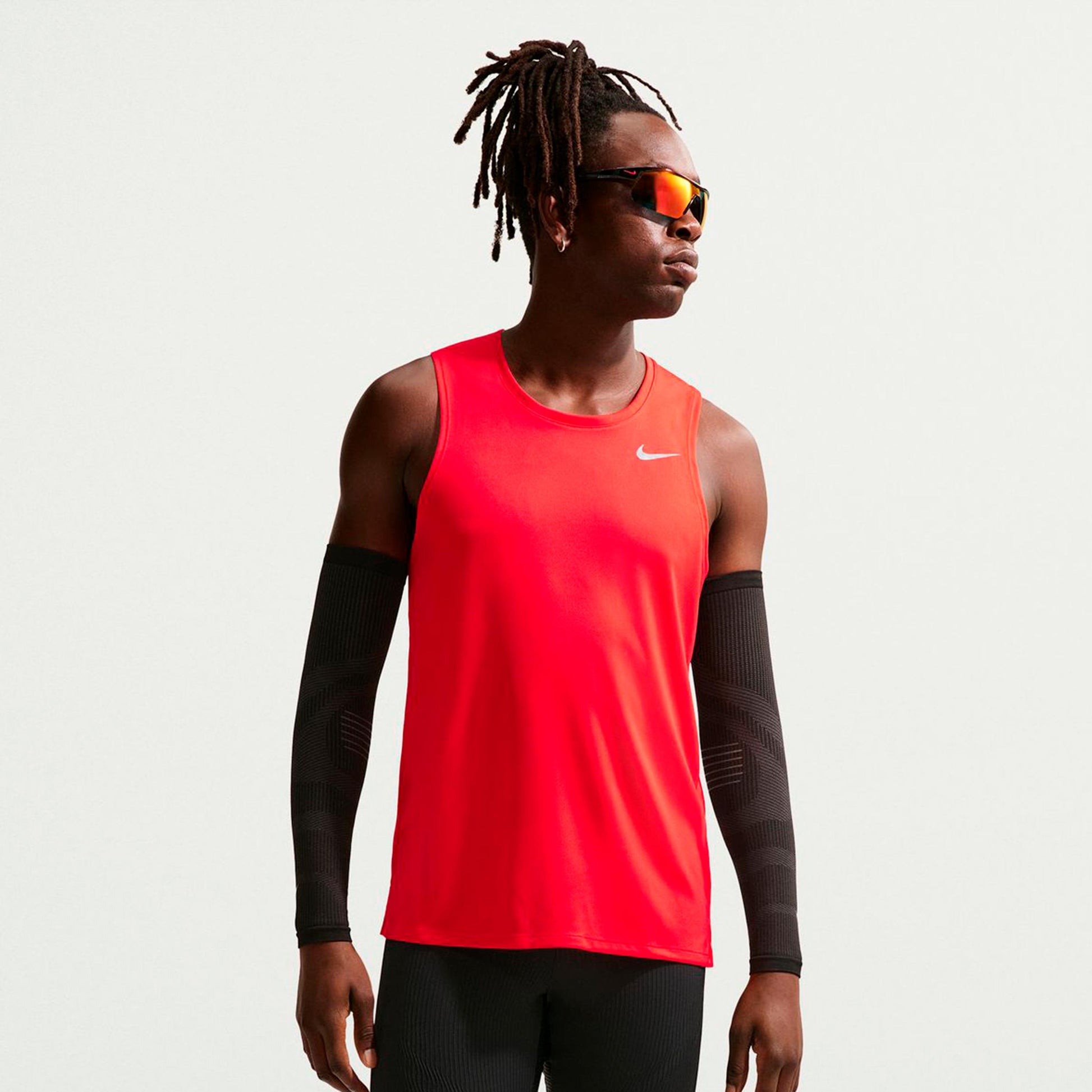 Nike Miler Camiseta de running Hombres - rojo claro, plateado