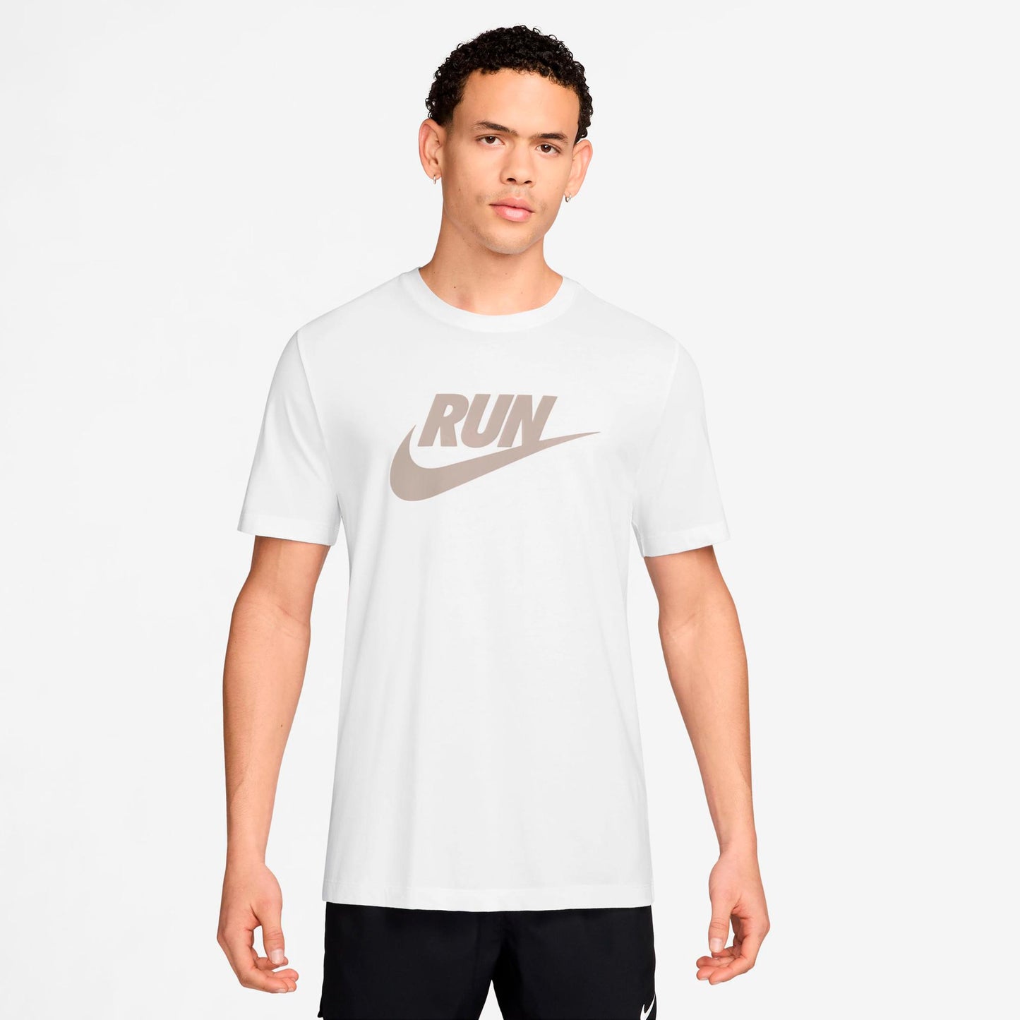 Nike Run Swoosh Camiseta de running Hombres - blanco, beige