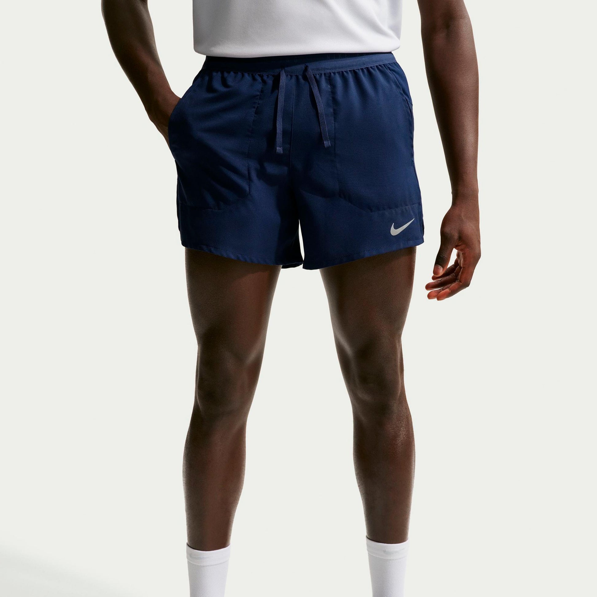 Nike STRIDE 5IN  Pantalones cortos Hombres - azul oscuro, plateado