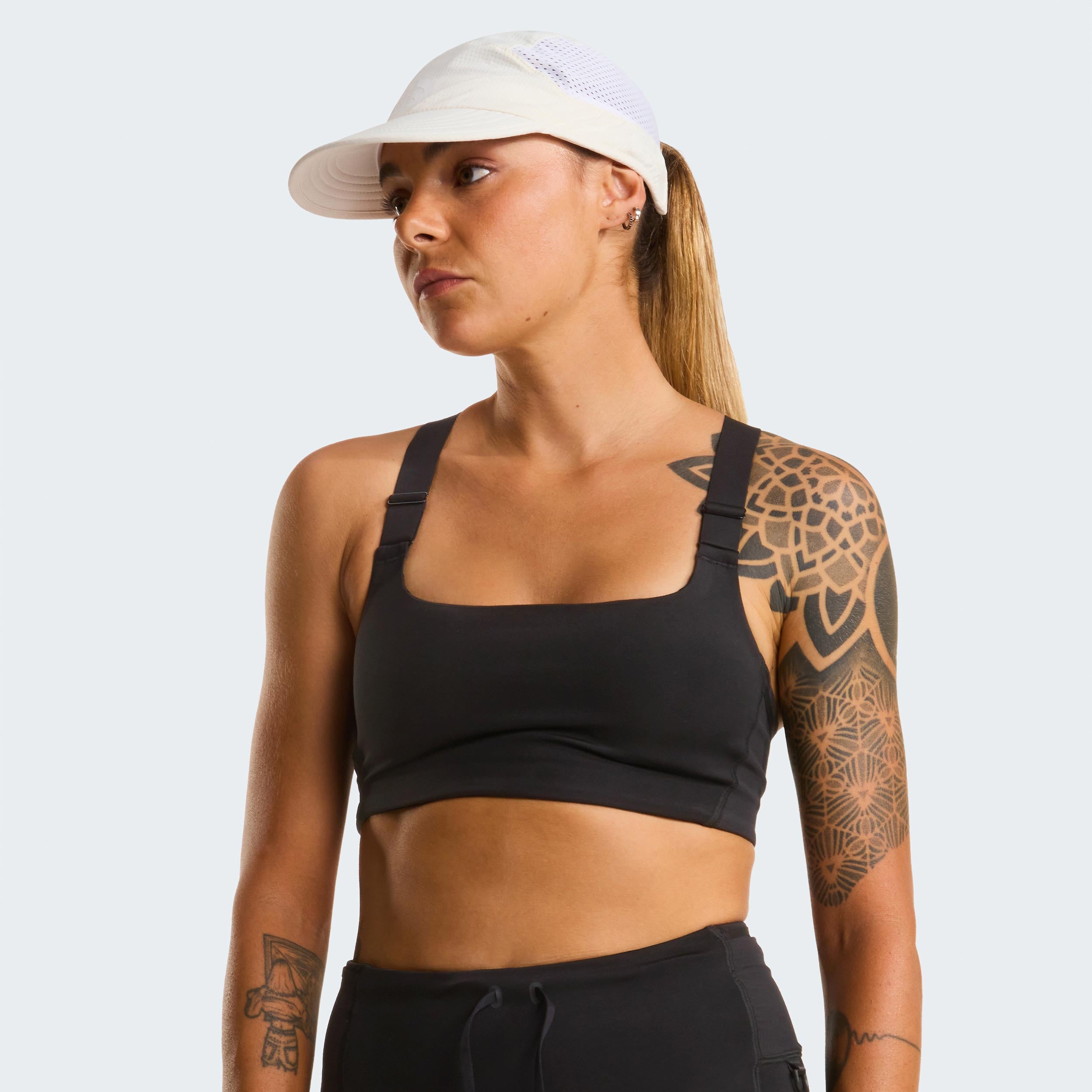 The North Face Refina Sujetador deportivo Mujeres - negro