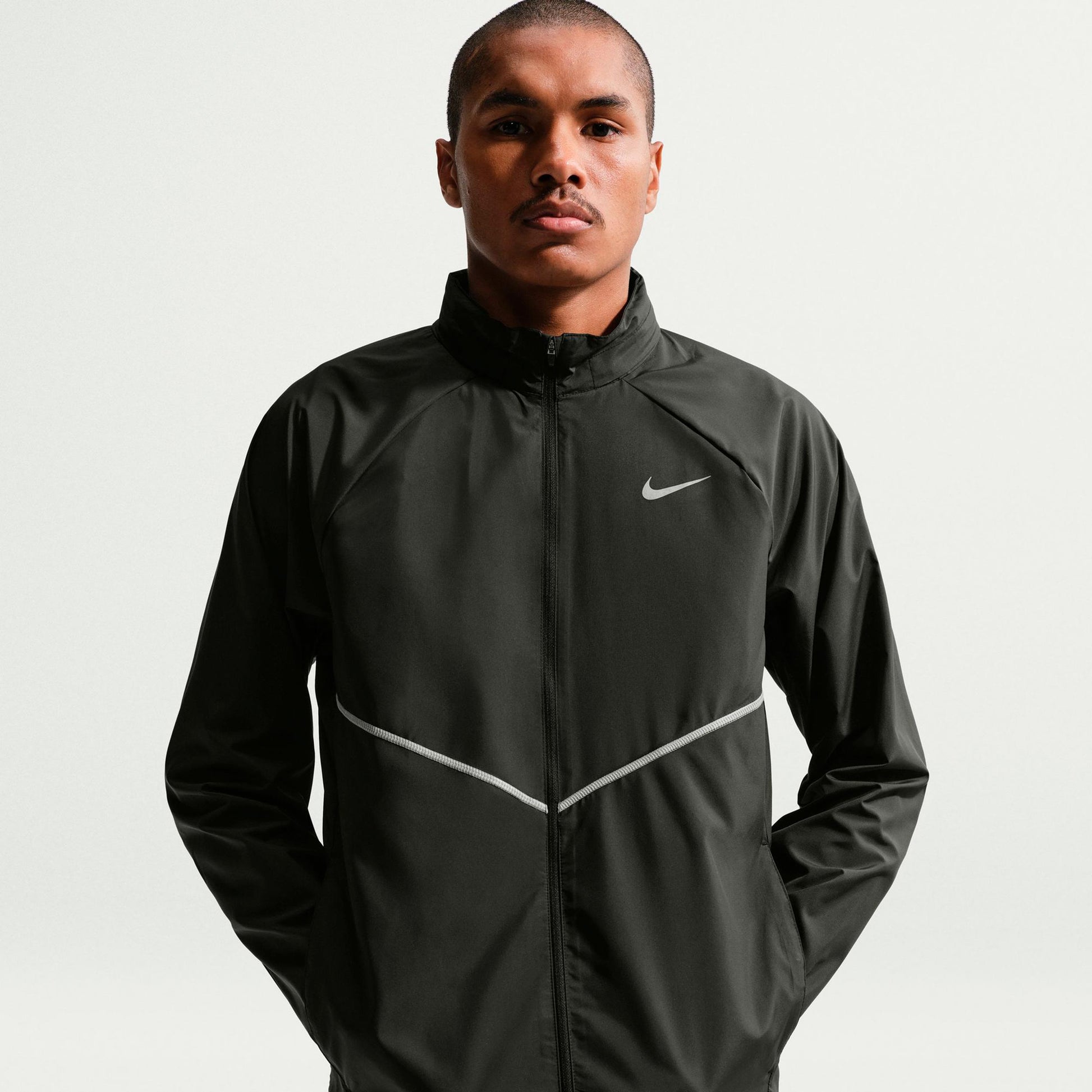 Nike Miler  Chaqueta para correr Hombres - negro, negro