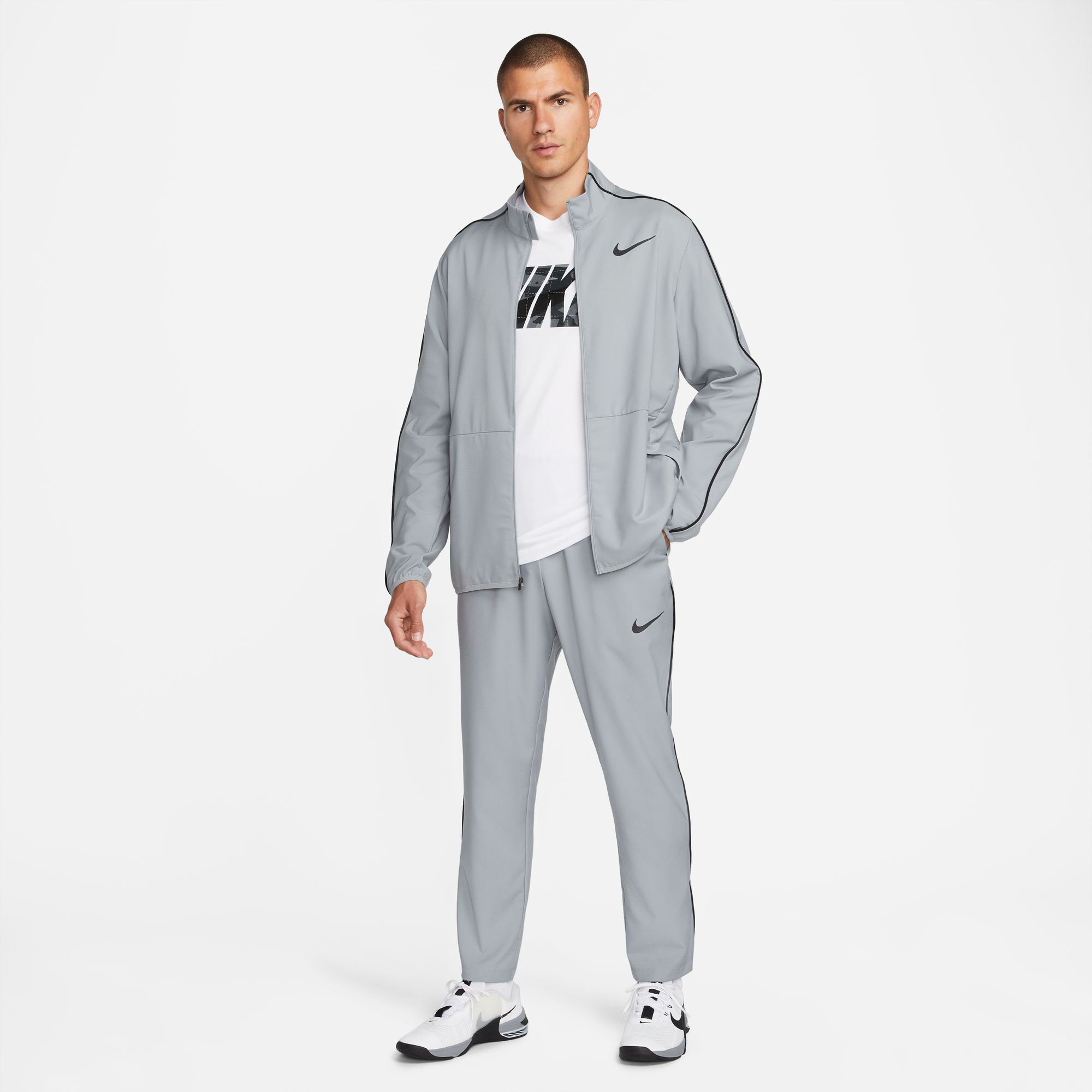 Nike Dri-Fit Team Woven Pantalón De Hombres - Gris Claro compra online | Point