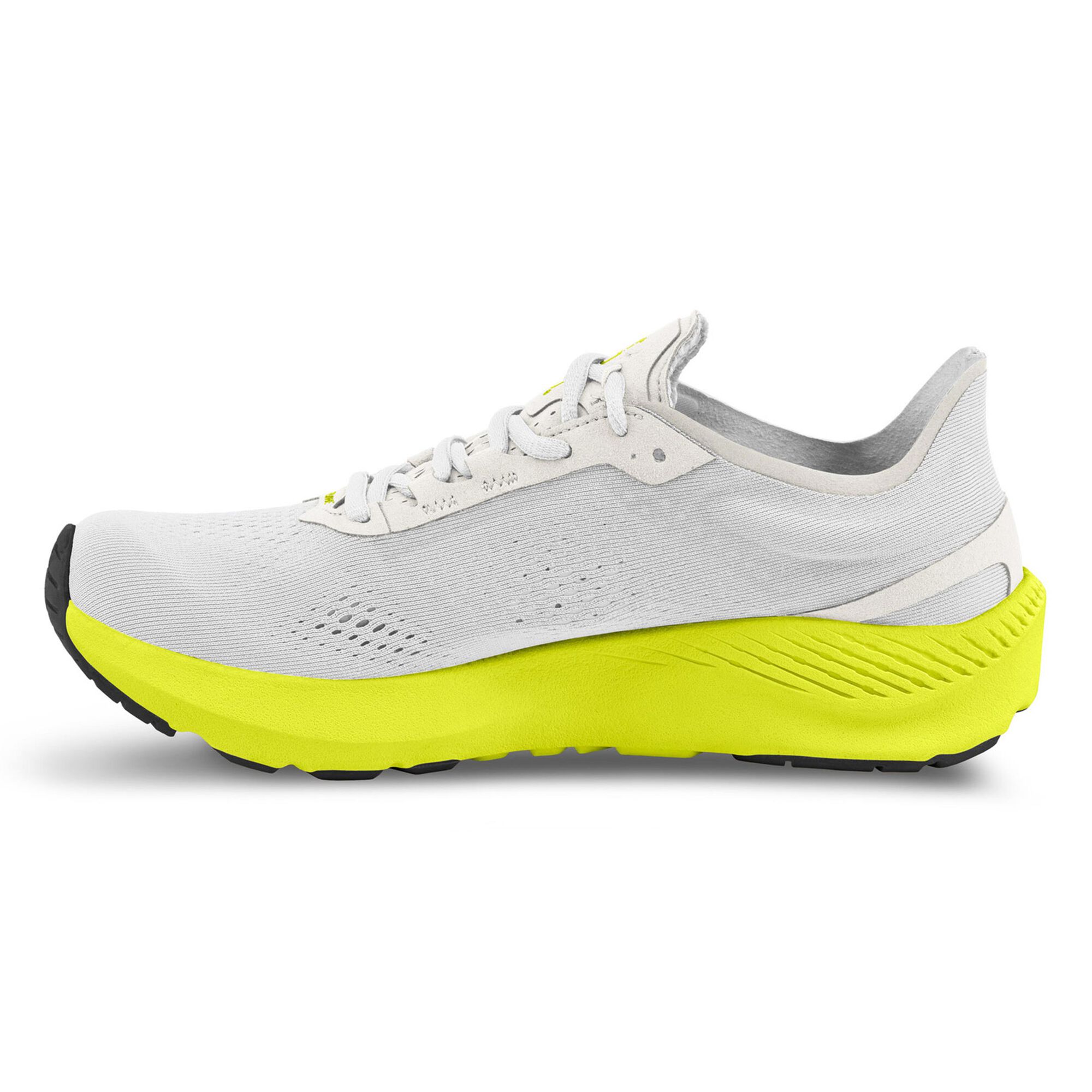 TOPO ATHLETIC
