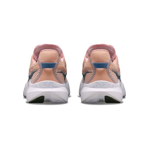 Saucony
