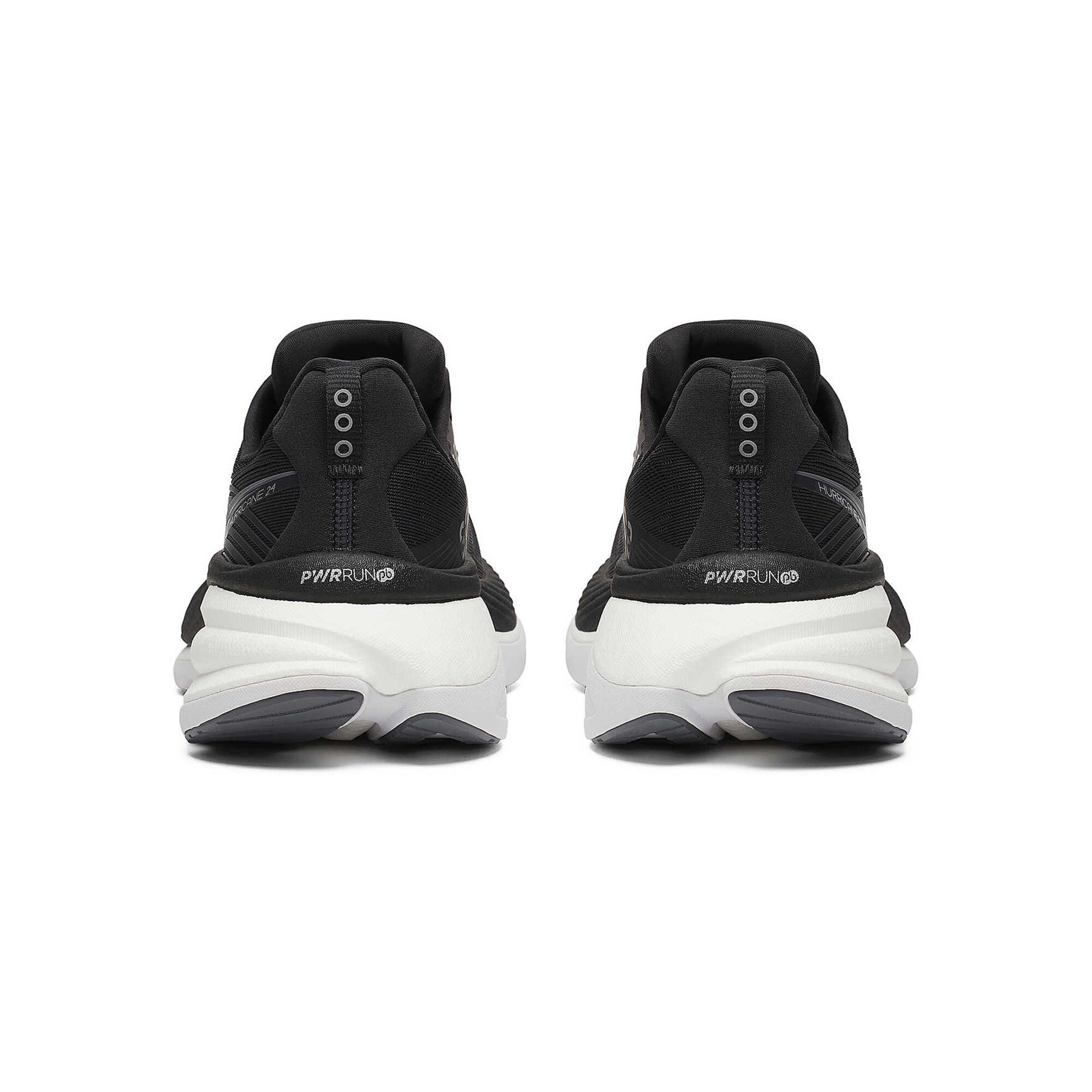 Saucony