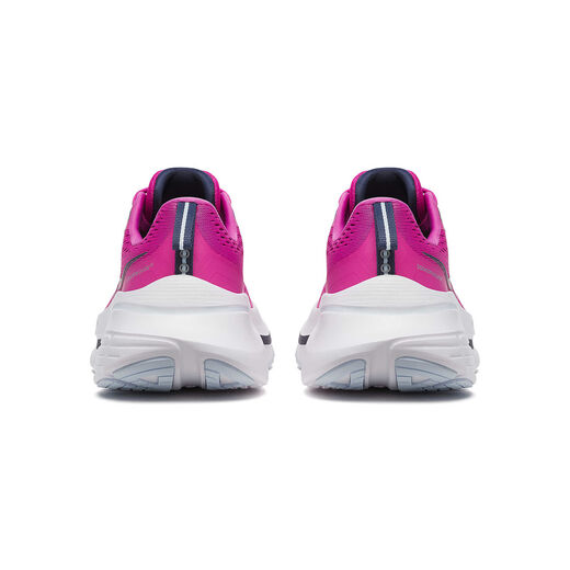 Saucony