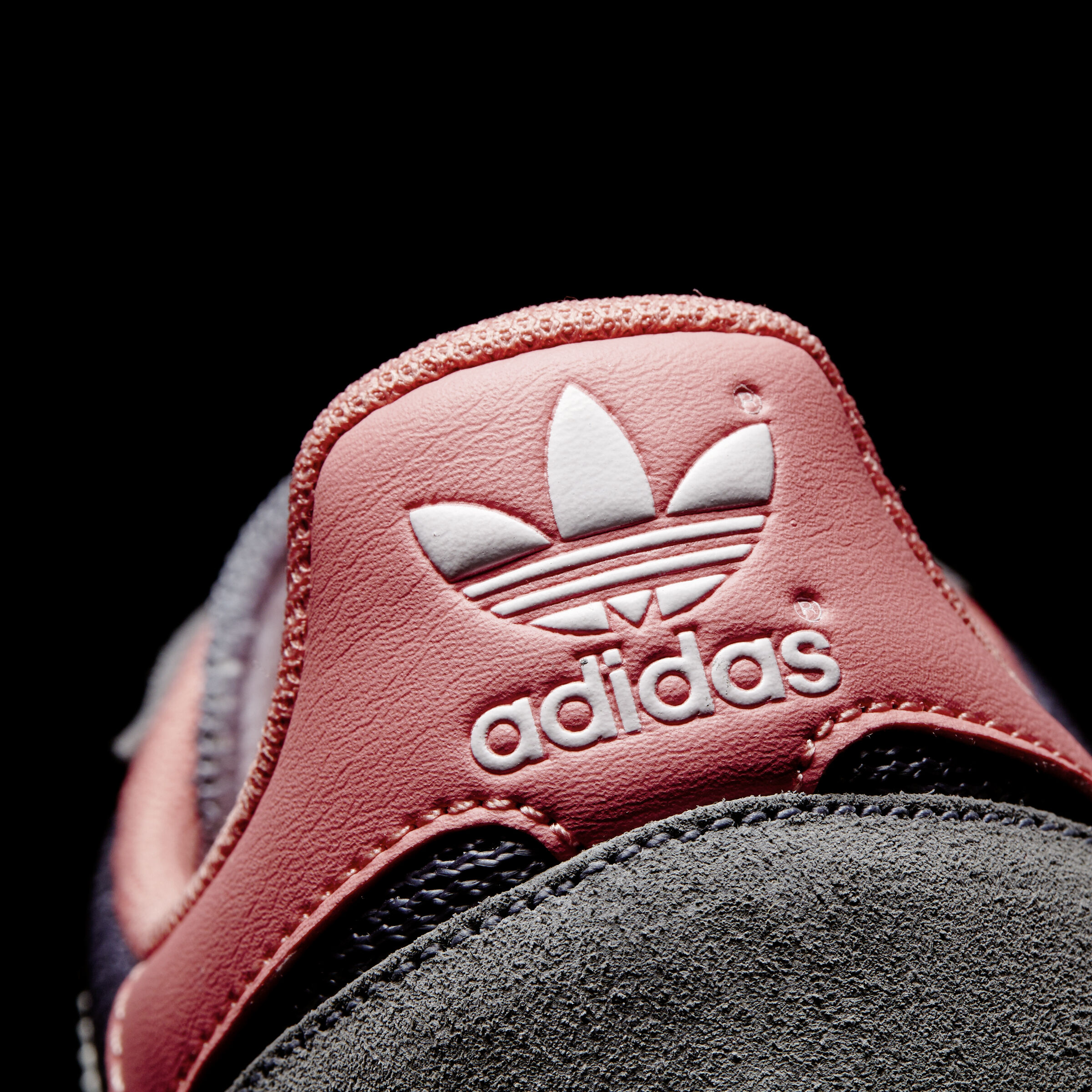 Comprar adidas Originals ZX Racer Zapatilla De Ocio Mujeres Gris Blanco online Running Point ES