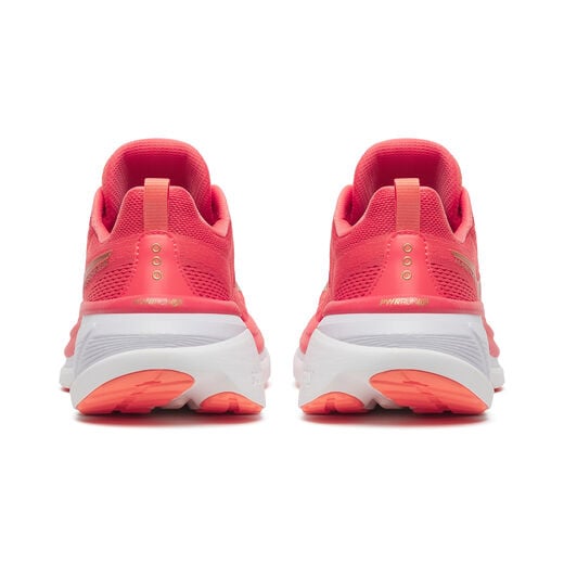 Saucony