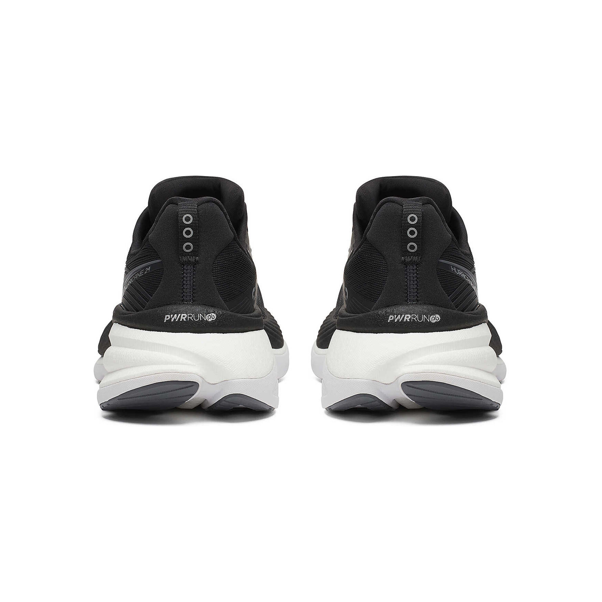 Saucony